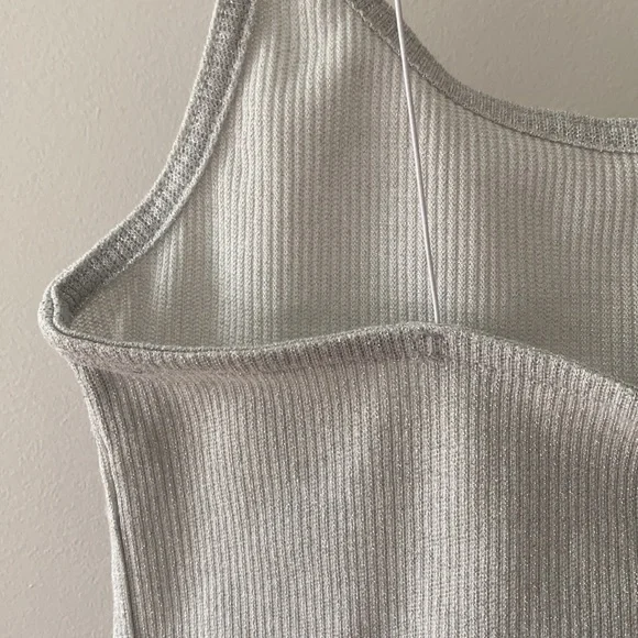 Sparkle string tank - Picture 3 of 3